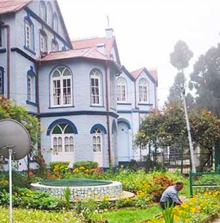 St. Helen's SC. School